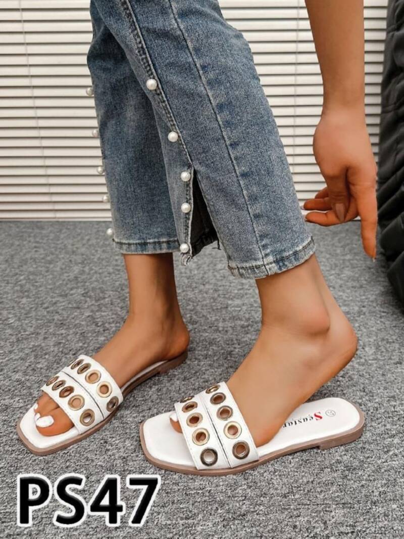 Klapki damskie Roz 36-41 / 12 par